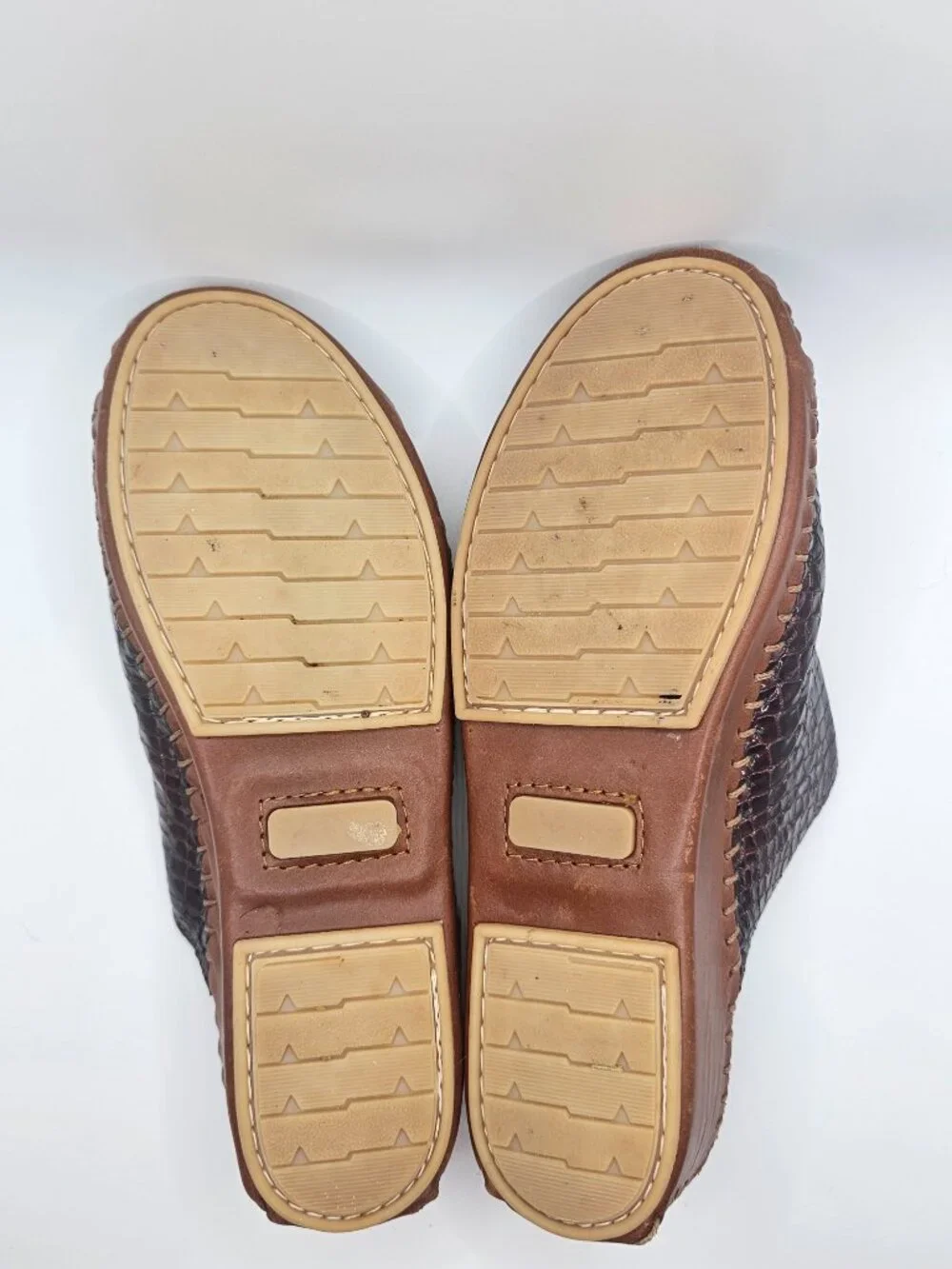 La Plume Burgundy Snake Print Leather Slide Sandals Italian adjustable SZ 6-7 US